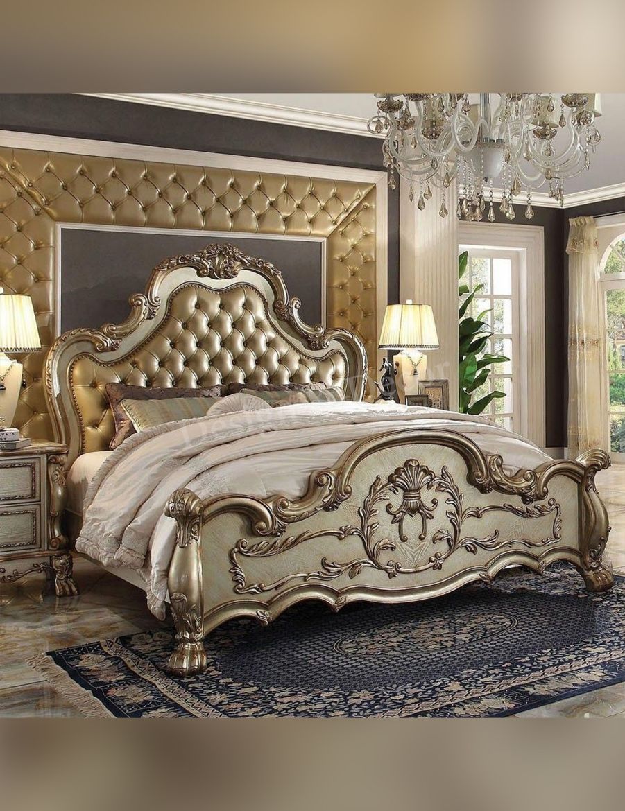 Picture of Carved Bed